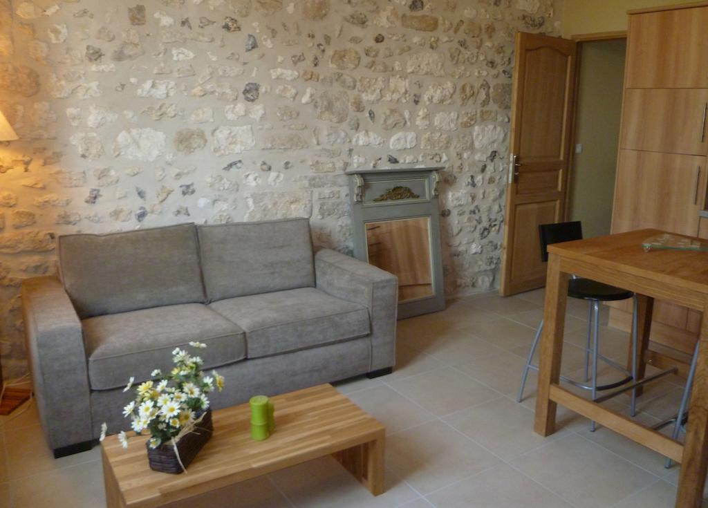 Le Clos De L'Eglise - Ines Giverny Ruang foto